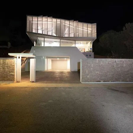 Chalet En Barcelona Villa